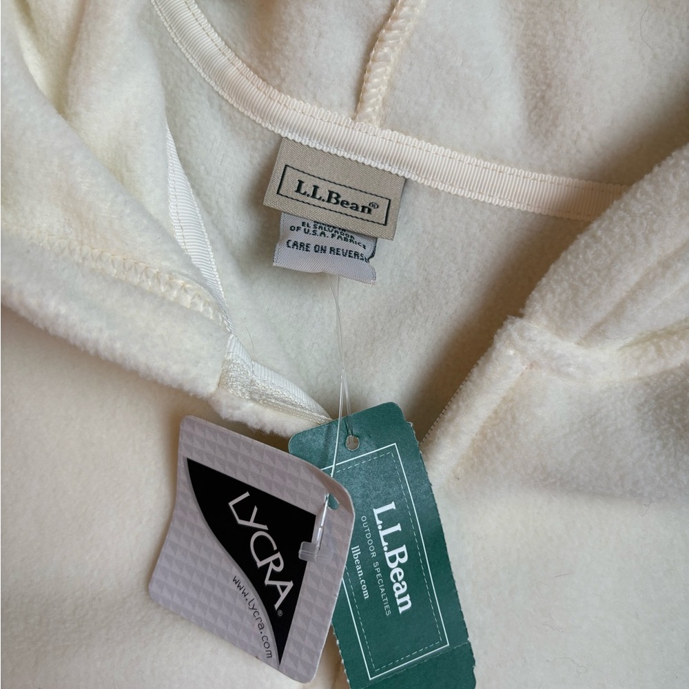 NWT Women's L.L. Bean Hooded Fleece Jacket. Ivory Cream. Size 2X - Picture 2 of 6